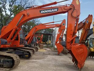 Doosan DX300 bager guseničar