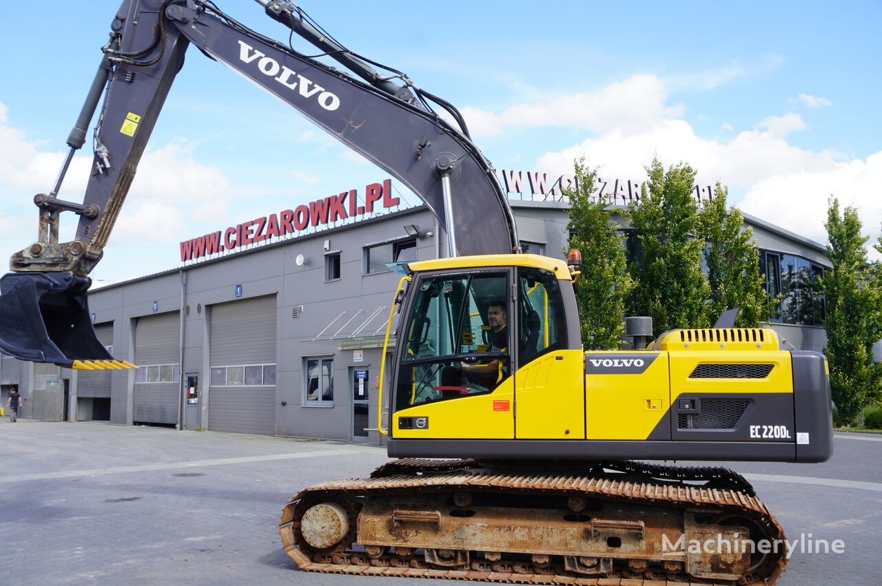 Volvo Crawler excavator EC220 DL  bager guseničar