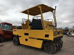 BOMAG BW12R pneumatski valjak