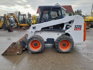 Bobcat S220 prednji utovarivač