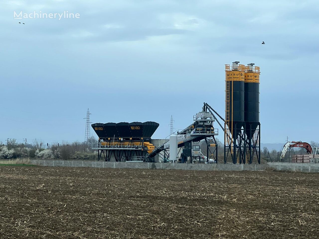 novi FABO 100 TONS BOLTED SILO READY IN STOCK NOW BEST QUALITY, BEST MANUF silos za cement