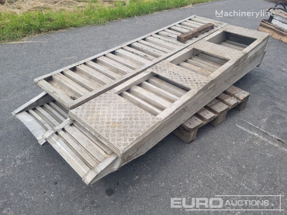 Set of Loading Ramps (2 of) kašika za prednji utovarivač