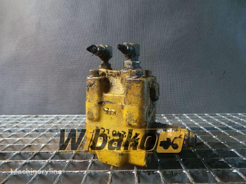 Komatsu W24XT39 hidraulični razvodnik za Komatsu PC210LC-5 bagera