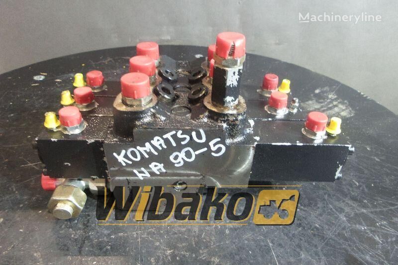 Komatsu WA 90-5 644300080 hidraulični razvodnik za Komatsu WA 90-5 prednjeg utovarivača