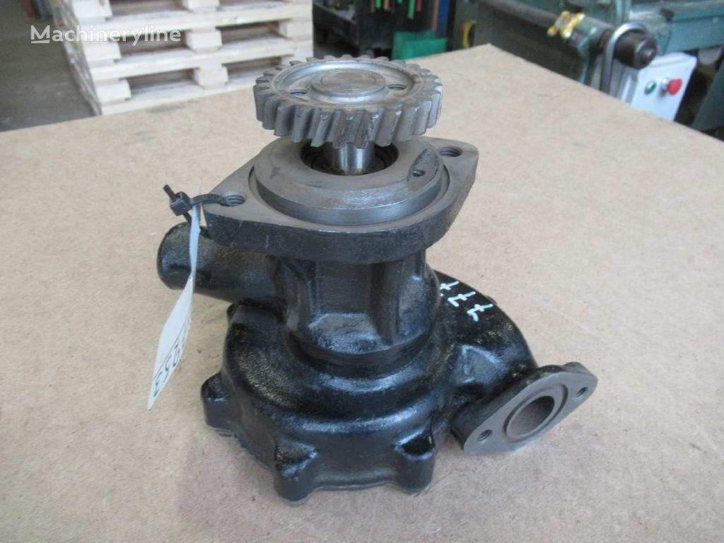 New Holland 76607253 76607253 pumpa za hlađenje motora za bagera