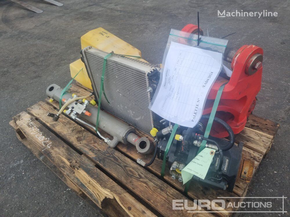Spare Parts, Radiator, Cylinder, Tank, Offset radijator za hlađenje motora za Volvo ECR3 mini bagera
